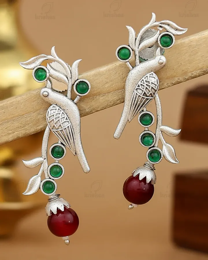 Chakor studs