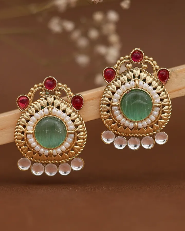 Meenakshi premium studs